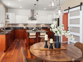 24314 75th Avenue SW, Vashon WA 98070