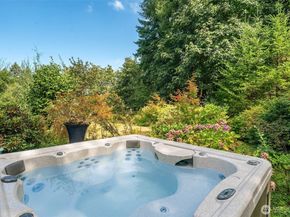 24314 75th Avenue SW, Vashon WA 98070