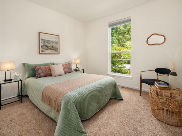 24314 75th Avenue SW, Vashon WA 98070