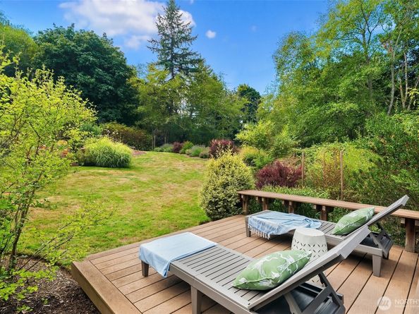24314 75th Avenue SW, Vashon WA 98070