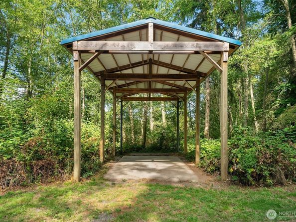 24314 75th Avenue SW, Vashon WA 98070