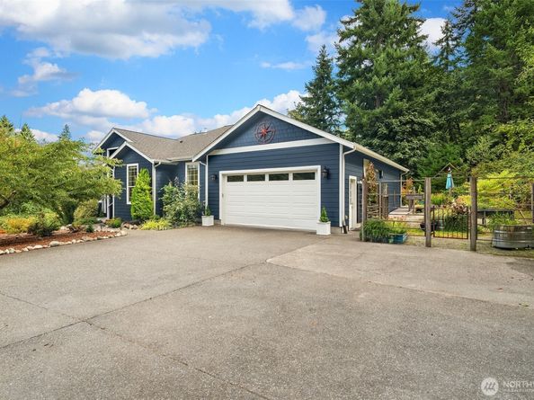 24314 75th Avenue SW, Vashon WA 98070