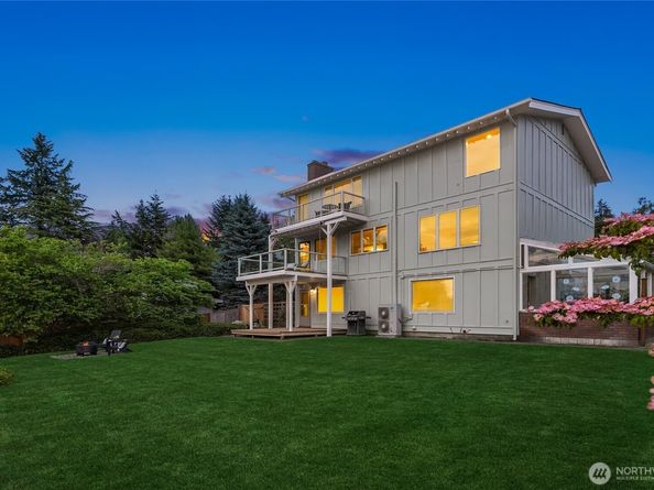 11665 NE Sunset Loop, Bainbridge Island WA 98110
