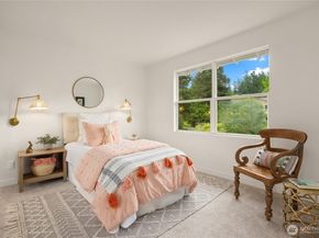 11665 NE Sunset Loop, Bainbridge Island WA 98110