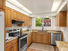 11665 NE Sunset Loop, Bainbridge Island WA 98110