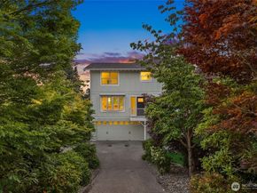 11665 NE Sunset Loop, Bainbridge Island WA 98110