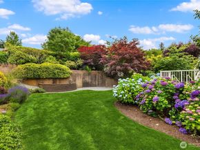 11665 NE Sunset Loop, Bainbridge Island WA 98110