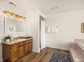 11665 NE Sunset Loop, Bainbridge Island WA 98110