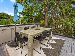 5404 26th Avenue SW, Seattle WA 98106