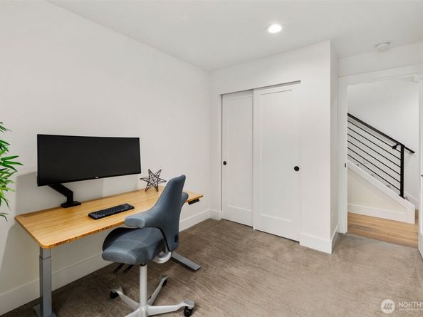 5404 26th Avenue SW, Seattle WA 98106