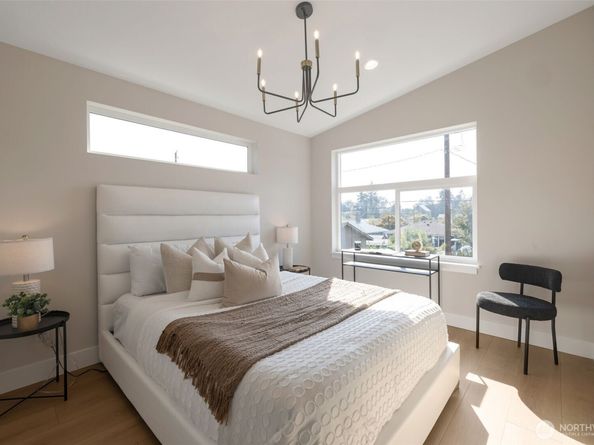 1603 SW Kenyon Street, Seattle WA 98106