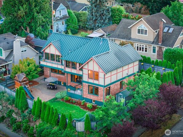 937 N 71st Street, Seattle WA 98103