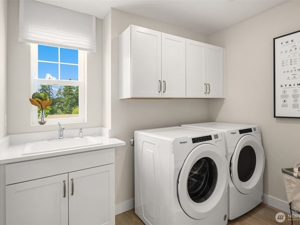 9009 NE 203rd Court D, Bothell WA 98011