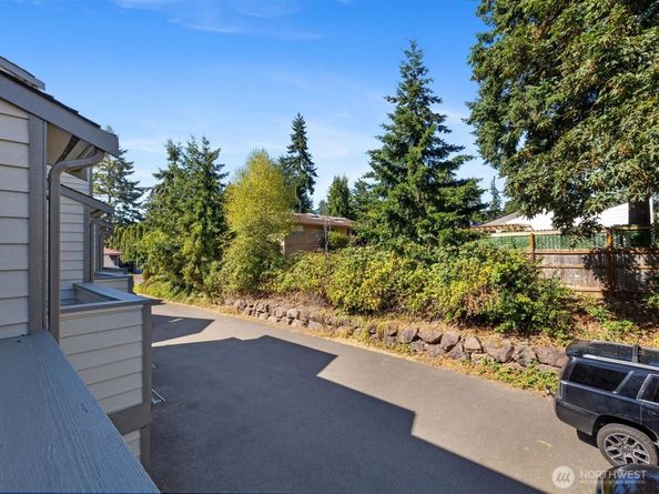 13713 Greenwood Avenue N, Seattle WA 98133