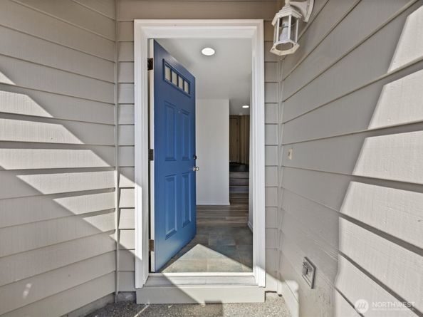 13713 Greenwood Avenue N, Seattle WA 98133