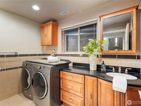 15630 47th Avenue S, Tukwila WA 98188