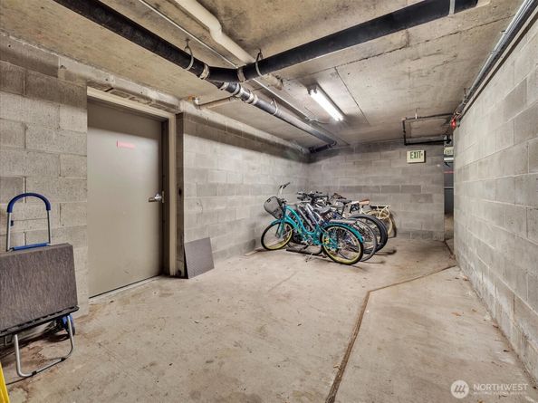 5430 California Avenue SW 3B, Seattle WA 98136