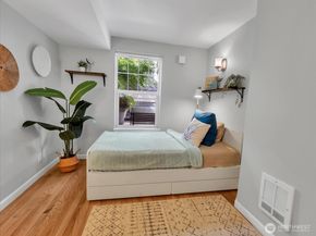 5430 California Avenue SW 3B, Seattle WA 98136