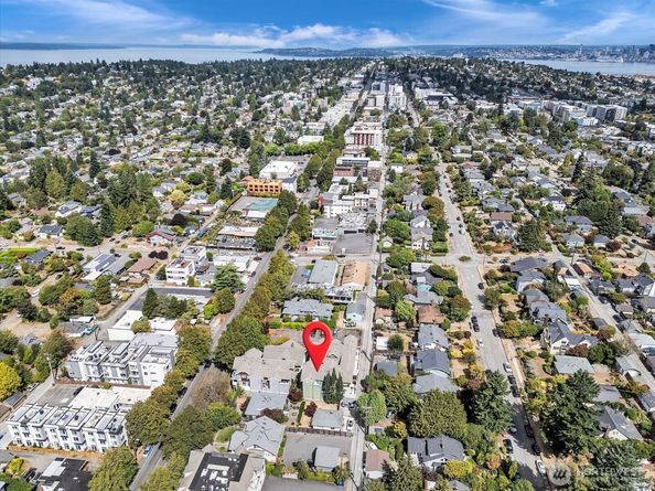 5430 California Avenue SW 3B, Seattle WA 98136