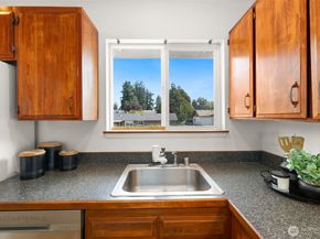 29304 32nd Place S, Auburn WA 98001