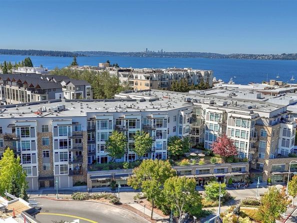 211 Kirkland Avenue 406, Kirkland WA 98033