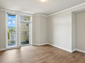 211 Kirkland Avenue 406, Kirkland WA 98033
