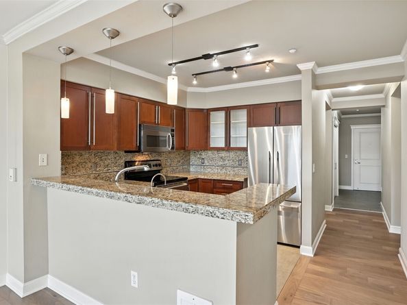 211 Kirkland Avenue 406, Kirkland WA 98033