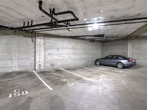 211 Kirkland Avenue 406, Kirkland WA 98033