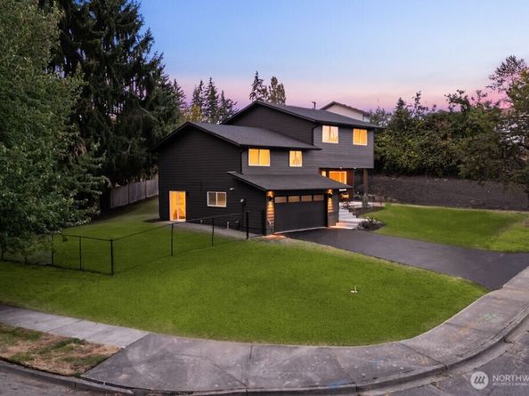 12504 SE 104th Street, Renton WA 98056