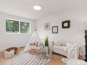 12504 SE 104th Street, Renton WA 98056