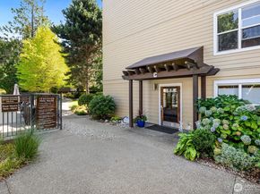22910 90th Avenue W C306, Edmonds WA 98026