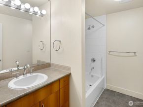 22910 90th Avenue W C306, Edmonds WA 98026