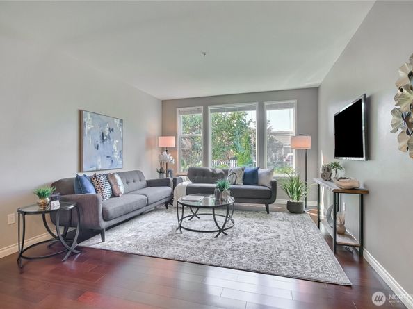 22475 SE 38th Terrace 1418, Issaquah WA 98029