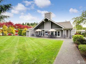 22475 SE 38th Terrace 1418, Issaquah WA 98029