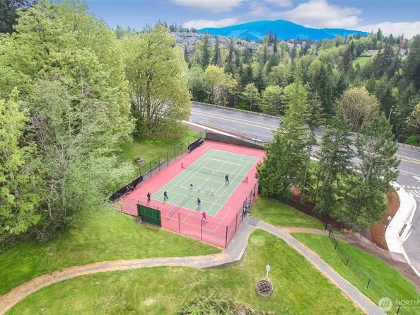 22475 SE 38th Terrace 1418, Issaquah WA 98029