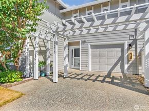22475 SE 38th Terrace 1418, Issaquah WA 98029