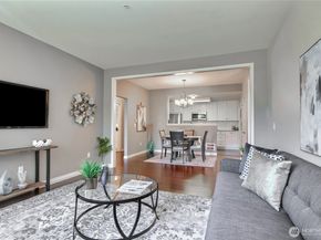 22475 SE 38th Terrace 1418, Issaquah WA 98029