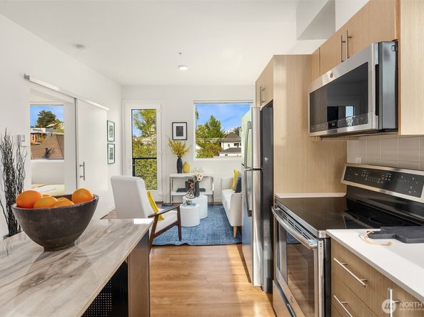 121 12th Avenue E 506, Seattle WA 98102