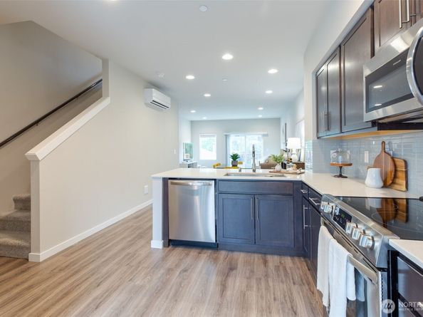 15113 40th Avenue W B2, Lynnwood WA 98087