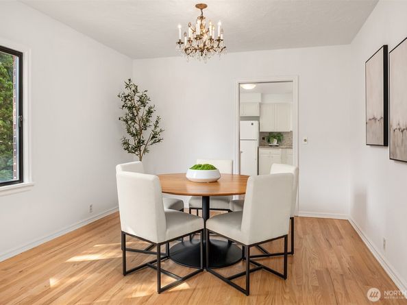 4311 50th Avenue NE, Seattle WA 98105