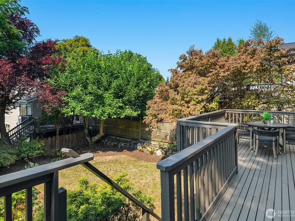 4311 50th Avenue NE, Seattle WA 98105