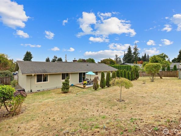 8806 Cascadia Avenue, Everett WA 98208