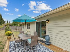 8806 Cascadia Avenue, Everett WA 98208