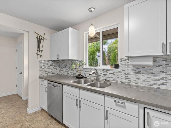 8806 Cascadia Avenue, Everett WA 98208