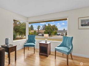 8806 Cascadia Avenue, Everett WA 98208