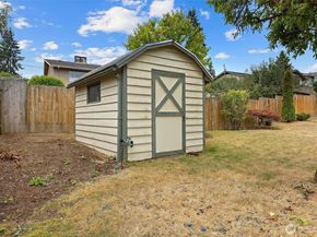8806 Cascadia Avenue, Everett WA 98208