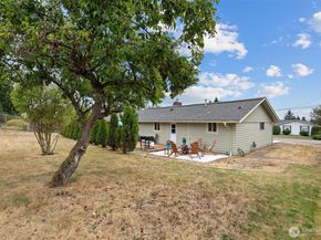 8806 Cascadia Avenue, Everett WA 98208