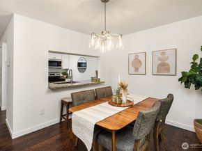 14363 30th Avenue NE Unit 9, Seattle WA 98125