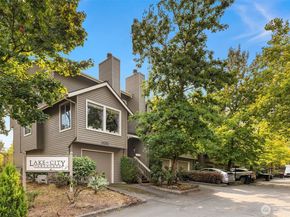 14363 30th Avenue NE Unit 9, Seattle WA 98125