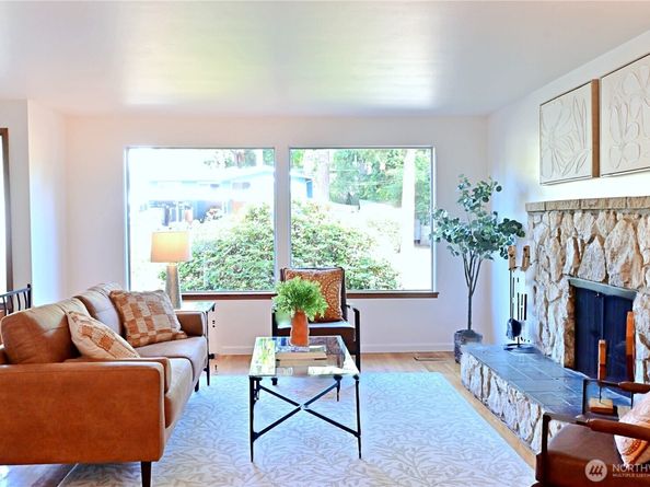 16 234th Place SE, Bothell WA 98021